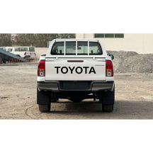 Toyota Hilux 2.4L Turbo Comfort Power pack DC 4WD MT